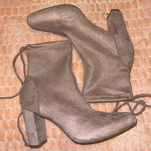 Ankle boots